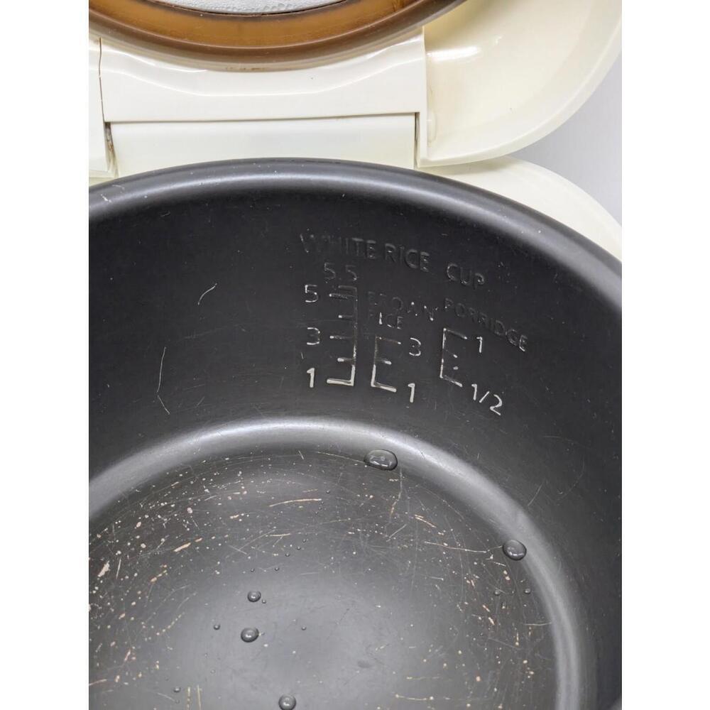 Panasonic SR-DF101 5 Cup Rice Cooker Clean - Picture 5 of 8